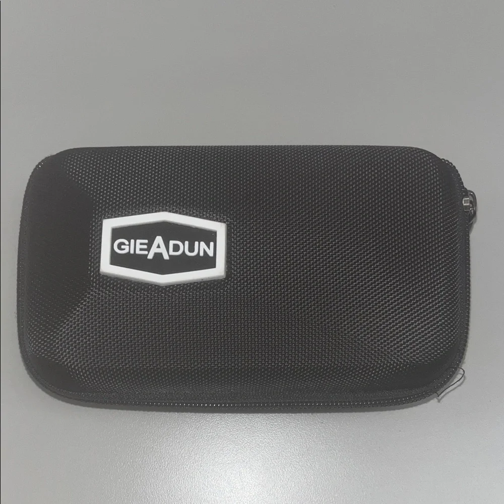 GIEADUN Black Sunglasses Case only preowned